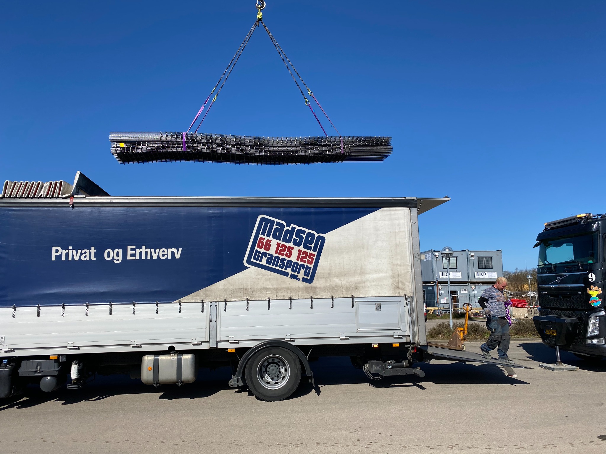 Transport for industri og byggematerialer
